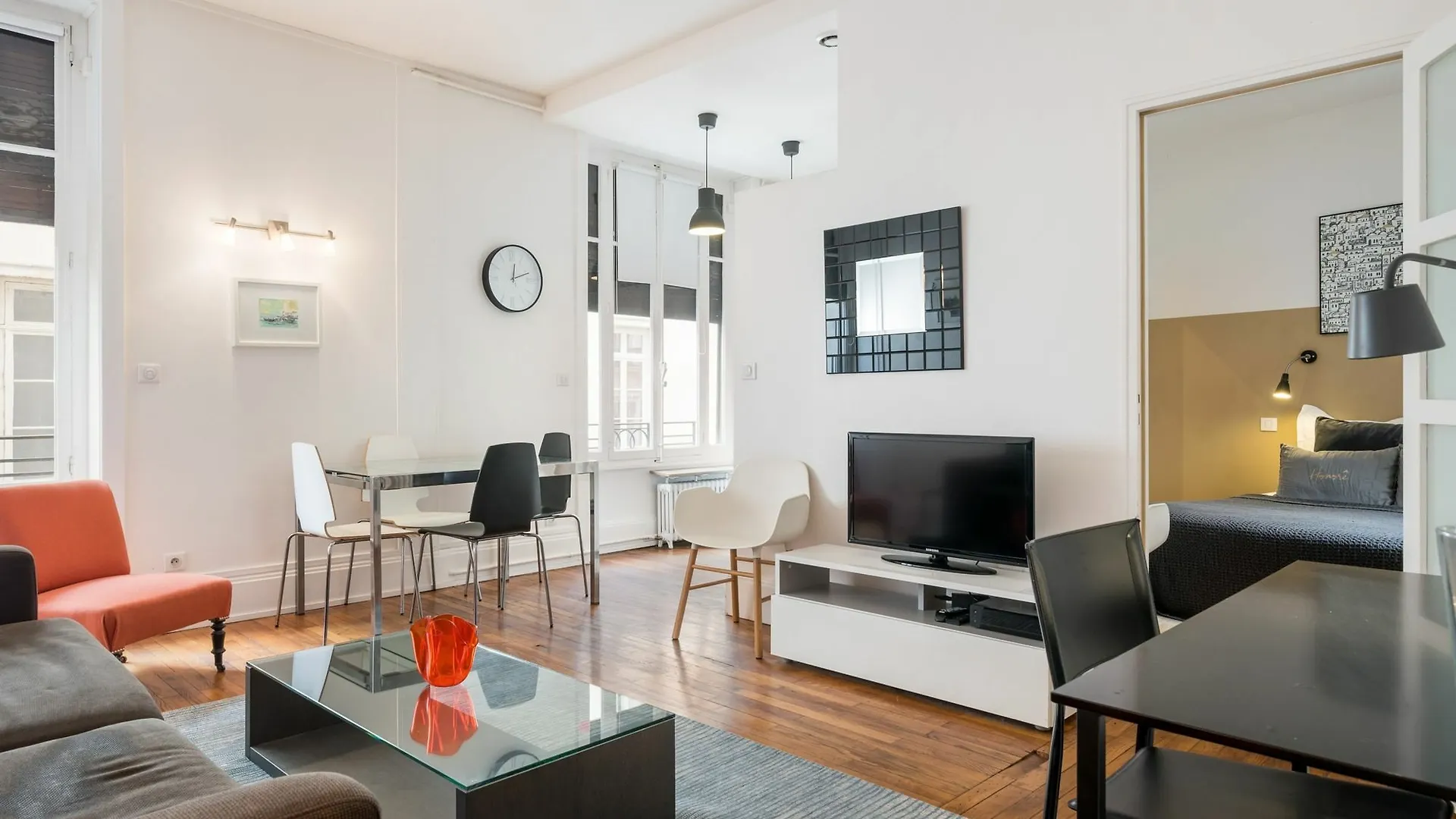 Honore - Hotel Pour Nomades Reveurs - 11 Boissac Lyon 0*,  France